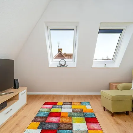 شقة With 2 Bedrooms *